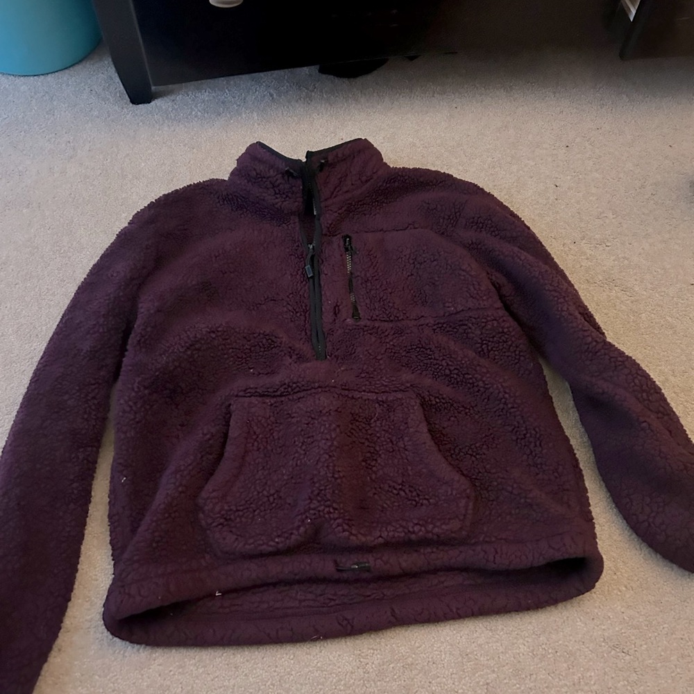 pink quarter zip sherpa, maroon with pockets